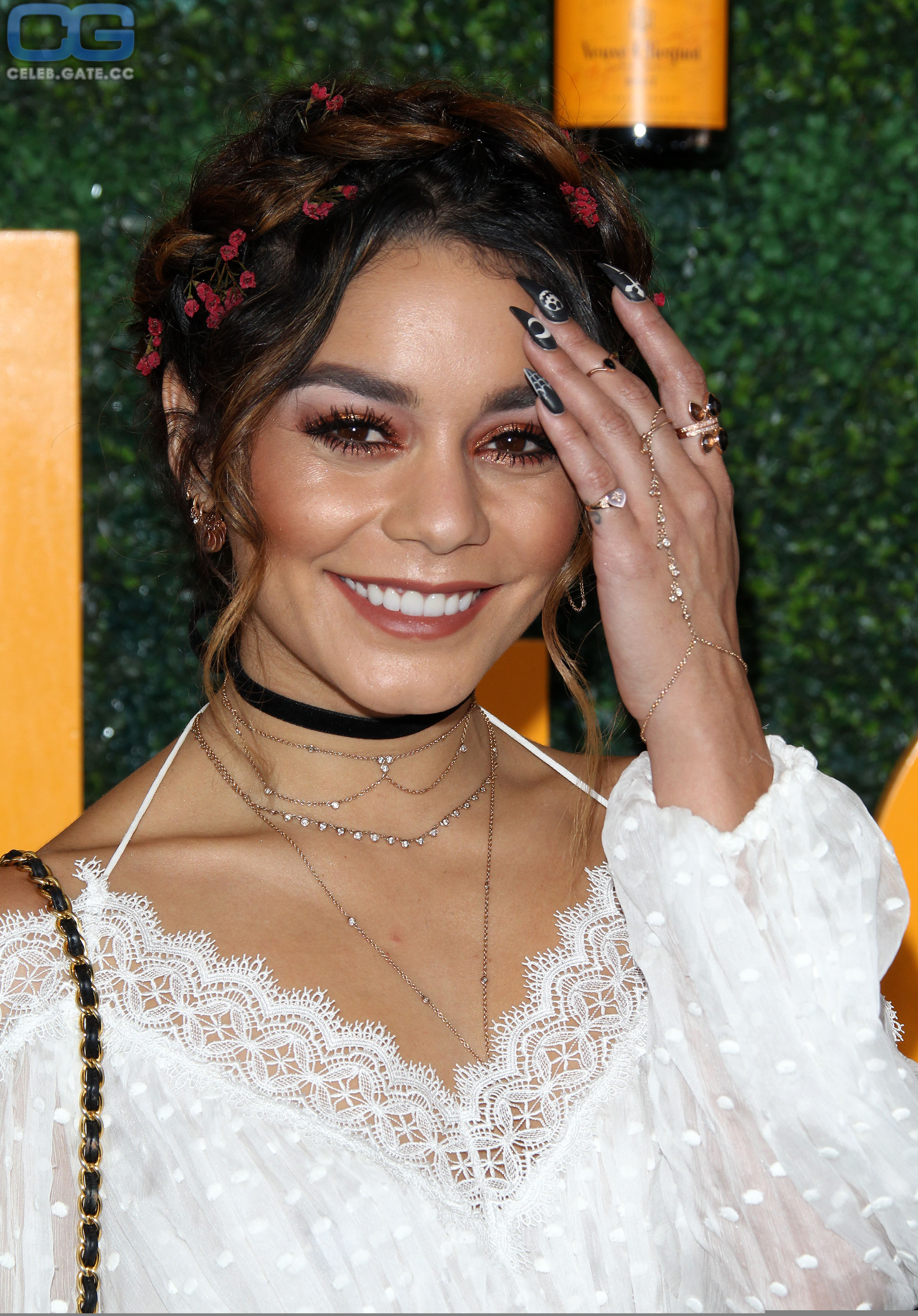 Vanessa Hudgens nackt